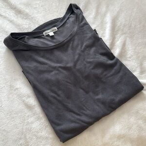 Women’s Love on a Hanger Charcoal Short Sleeve Top Large